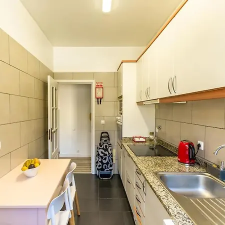 Enjoy The Center At Fully Equipped 2 Bedroom 5 Min Walk To & Market פונשל