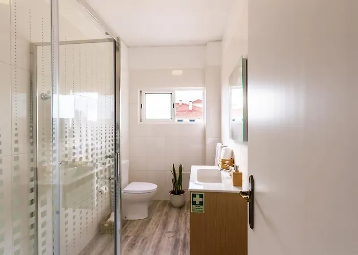Enjoy The Center At Fully Equipped 2 Bedroom 5 Min Walk To & Market * フンシャル