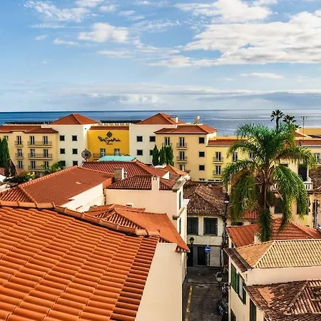 Enjoy The Center At Fully Equipped 2 Bedroom 5 Min Walk To & Market Lägenhet *