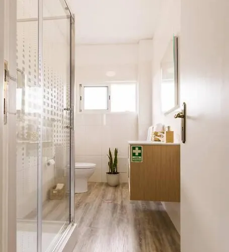 Enjoy The Center At Fully Equipped 2 Bedroom 5 Min Walk To & Market Appartamento *