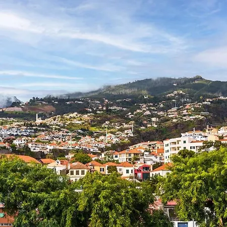 Enjoy The Center At Fully Equipped 2 Bedroom 5 Min Walk To & Market